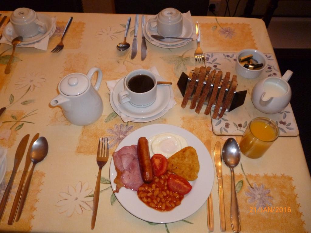 Grange Lodge Hotel - B&B London Bagian luar foto