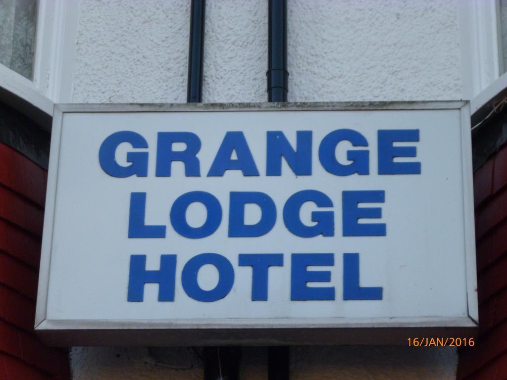 Grange Lodge Hotel - B&B London Bagian luar foto